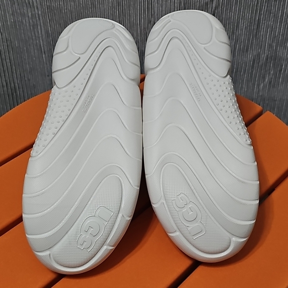 UGG Lemon Lime La Cloud Lace Fashion Platform Sneakers, Women US 10/ EUR 41 NWOB - Picture 9 of 12